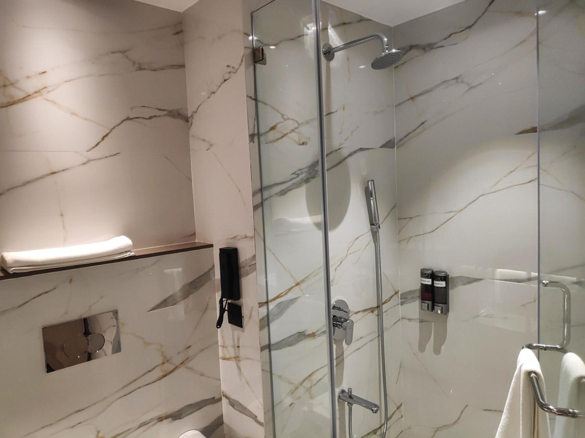 Maxxvalue Hotel Midc - Andheri Мумбай Екстериор снимка